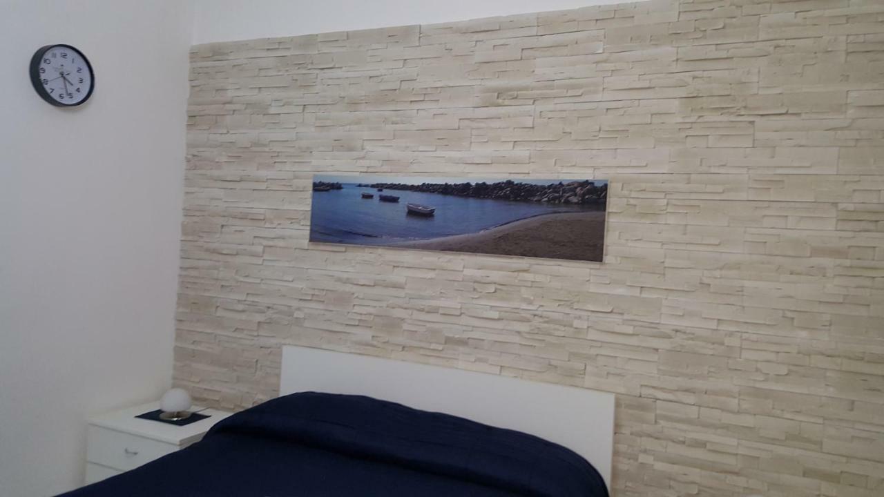 Bed and Breakfast Al Porticciolo Salerno Exterior foto