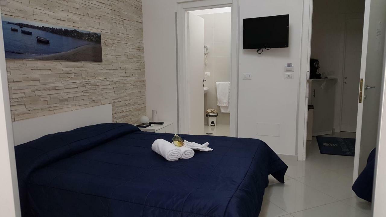 Bed and Breakfast Al Porticciolo Salerno Exterior foto