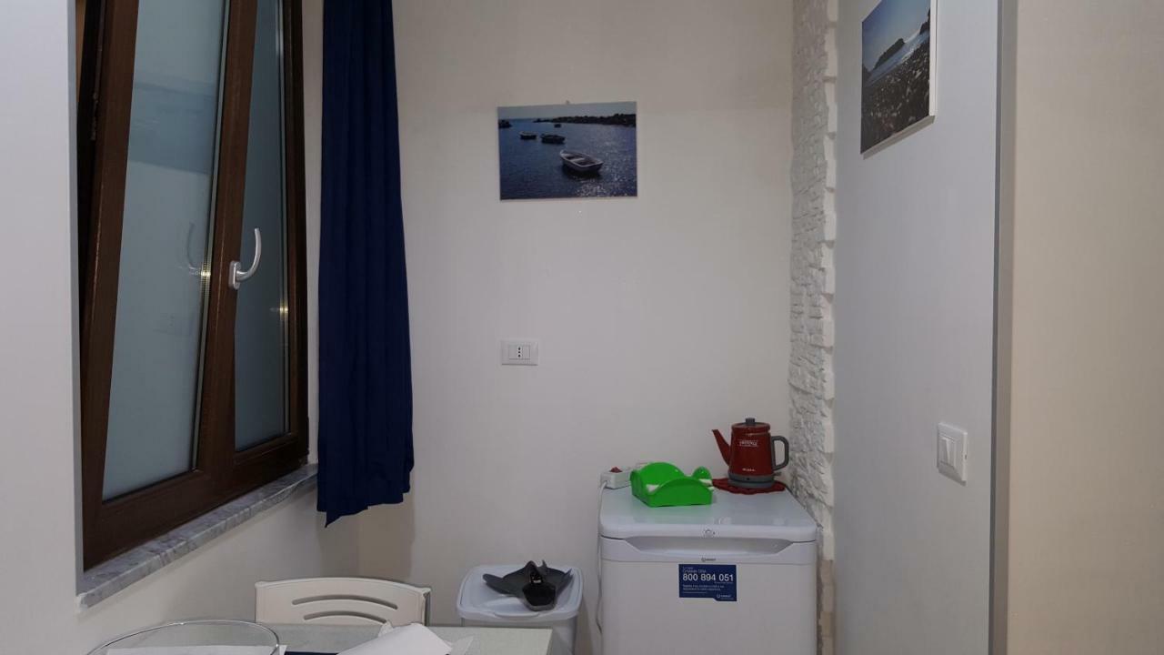 Bed and Breakfast Al Porticciolo Salerno Exterior foto
