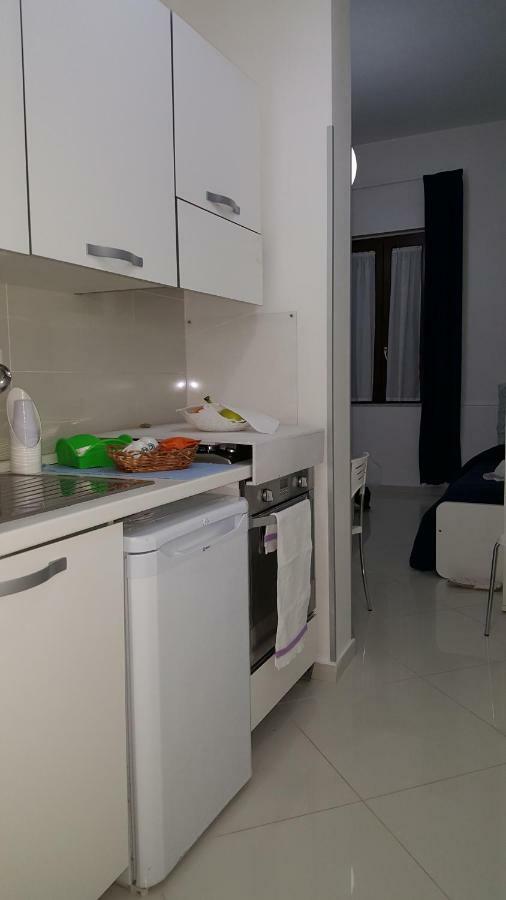 Bed and Breakfast Al Porticciolo Salerno Exterior foto