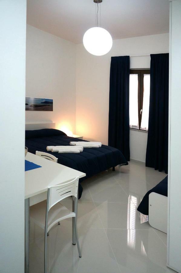 Bed and Breakfast Al Porticciolo Salerno Exterior foto