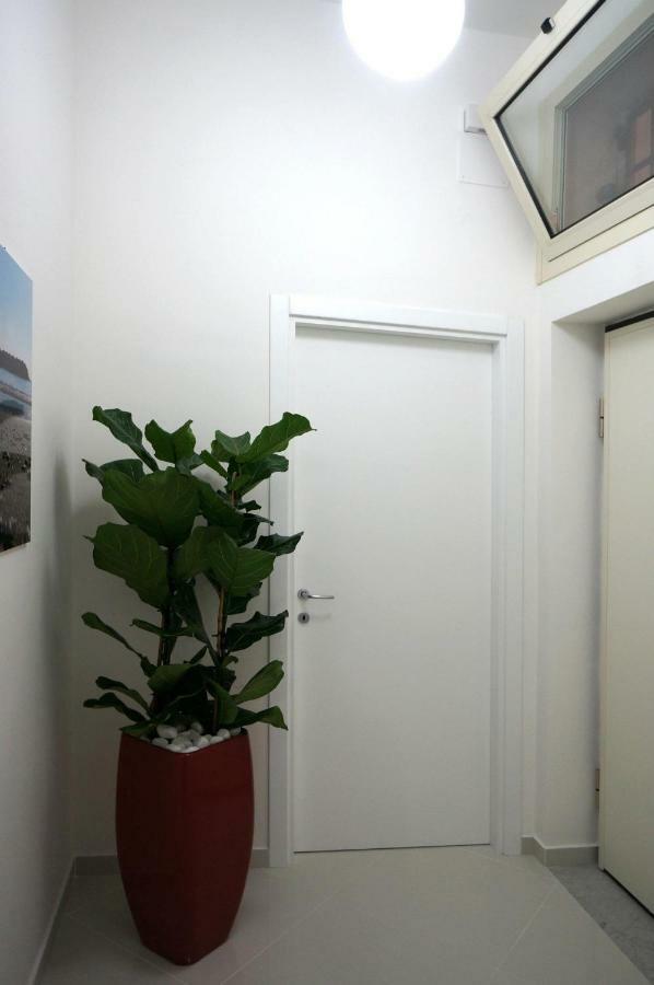 Bed and Breakfast Al Porticciolo Salerno Exterior foto