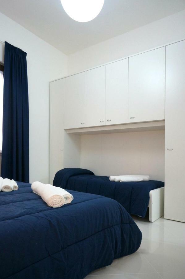 Bed and Breakfast Al Porticciolo Salerno Exterior foto