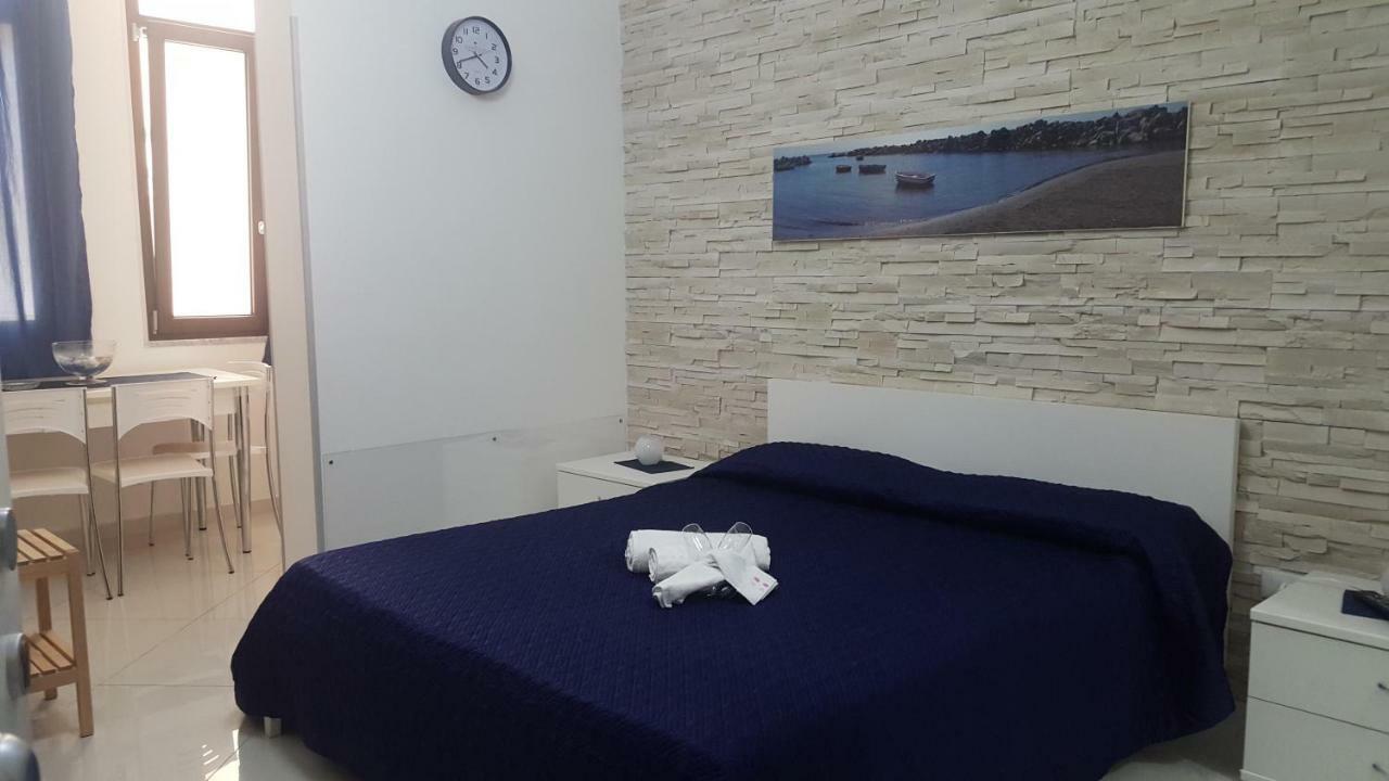 Bed and Breakfast Al Porticciolo Salerno Exterior foto