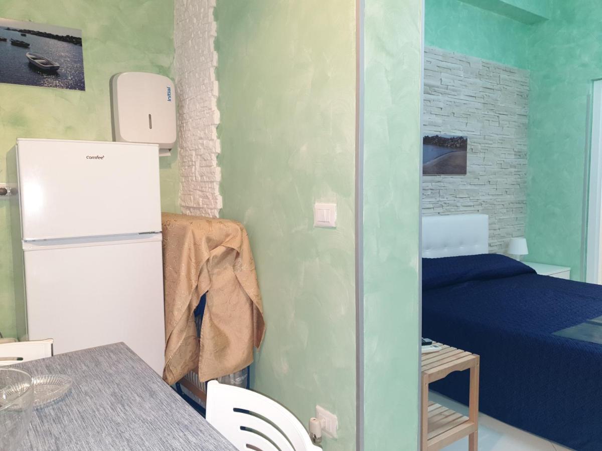 Bed and Breakfast Al Porticciolo Salerno Exterior foto