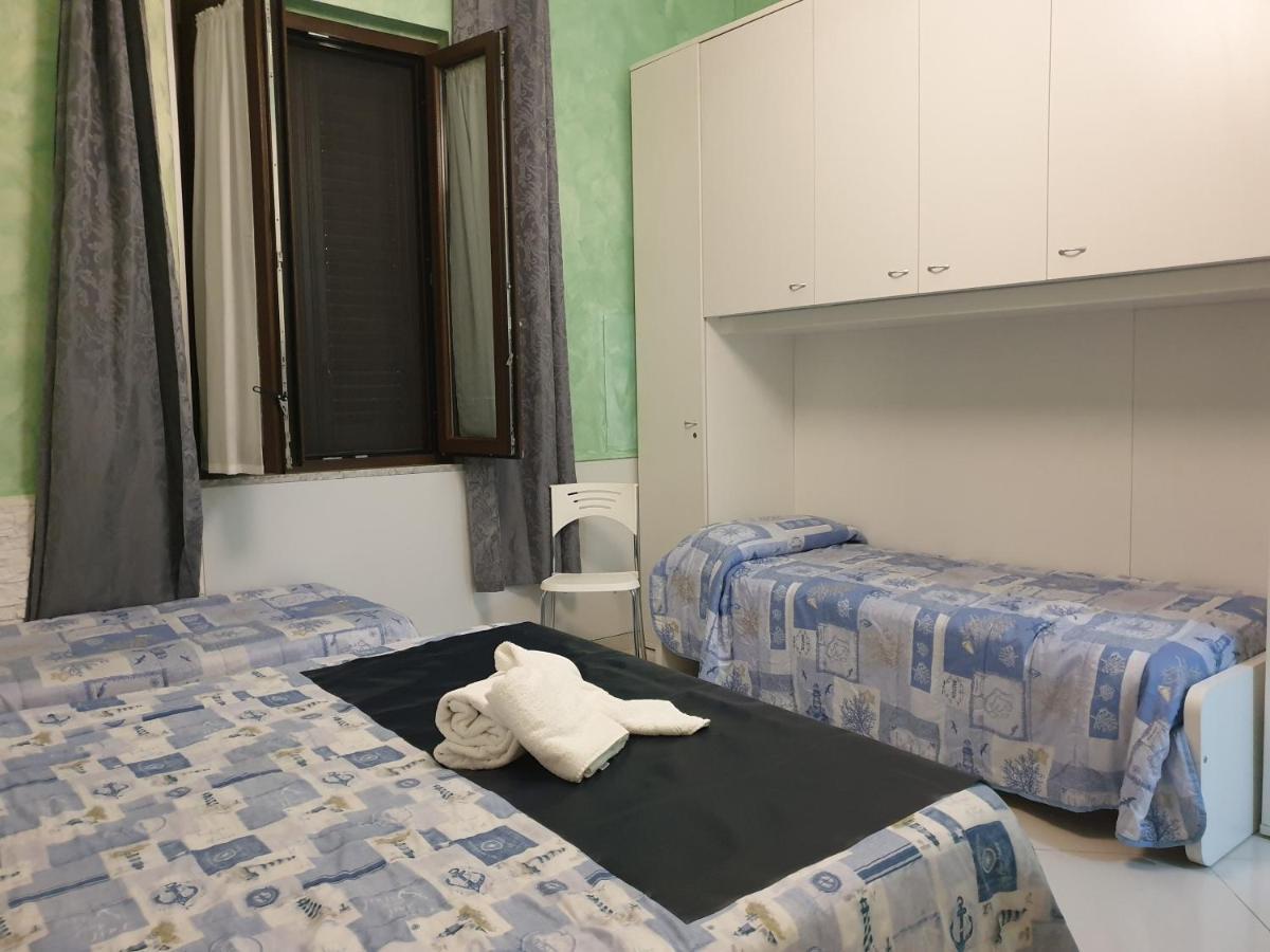 Bed and Breakfast Al Porticciolo Salerno Exterior foto