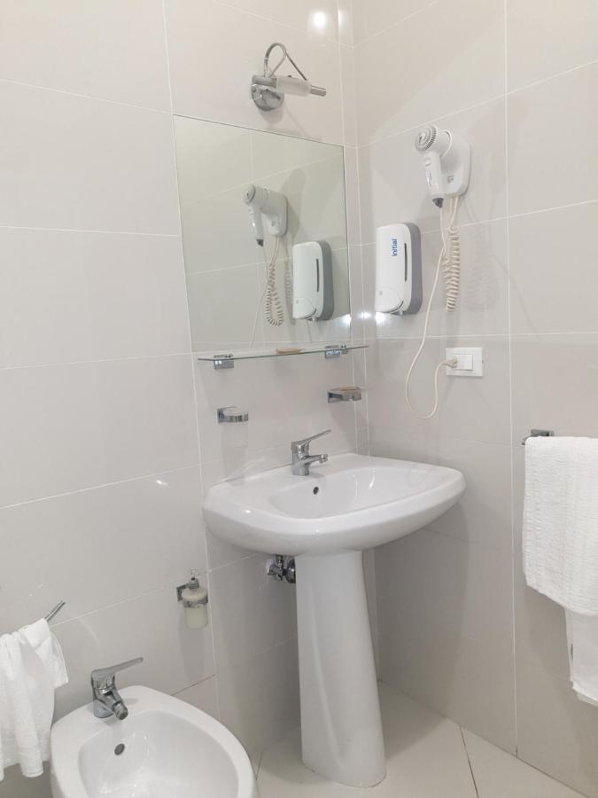 Bed and Breakfast Al Porticciolo Salerno Exterior foto